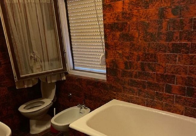 Rent by room in Sukošan - Room in Sukošan with Balcony, Air condition, WIFI (5188-6) Rent by room in Sukošan - Room in Sukošan with Balcony, Air condition, WIFI (5188-6)