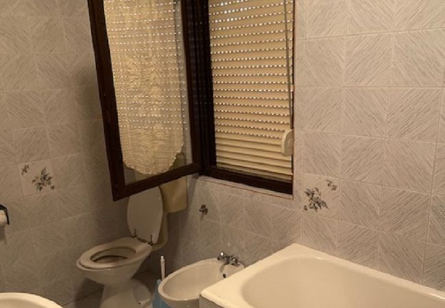 Rent by room in Sukošan - Room in Sukošan with Balcony, Air condition, WIFI (5188-7) Rent by room in Sukošan - Room in Sukošan with Balcony, Air condition, WIFI (5188-7)