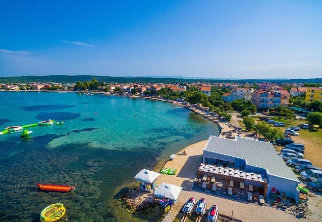 Rent by room in Sukošan - Room in Sukošan with Balcony, Air condition, WIFI (5188-8) Rent by room in Sukošan - Room in Sukošan with Balcony, Air condition, WIFI (5188-8)