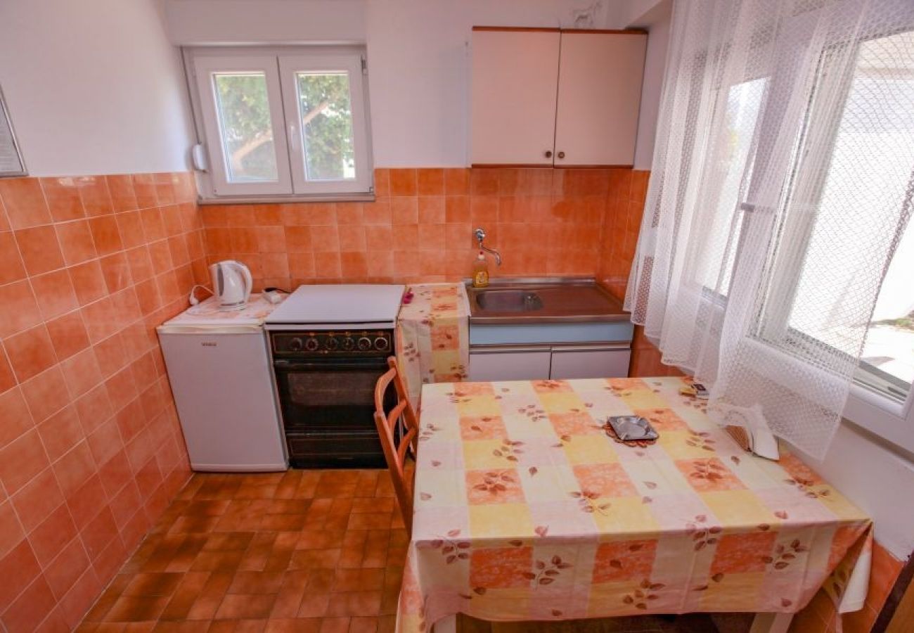 Studio in Podaca - Studio apartment in Podaca with Seaview, Terrace, WIFI (3676-3)