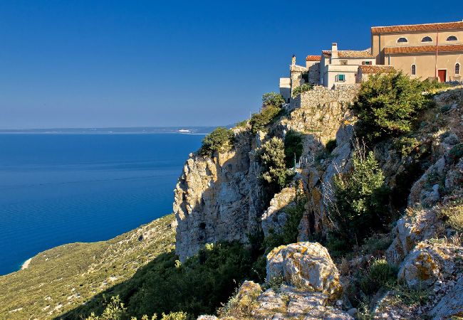 Studio in Cres - Studio apartment in Cres with Terrace, Air condition, WIFI (5206-2) Studio in Cres - Studio apartment in Cres with Terrace, Air condition, WIFI (5206-2)