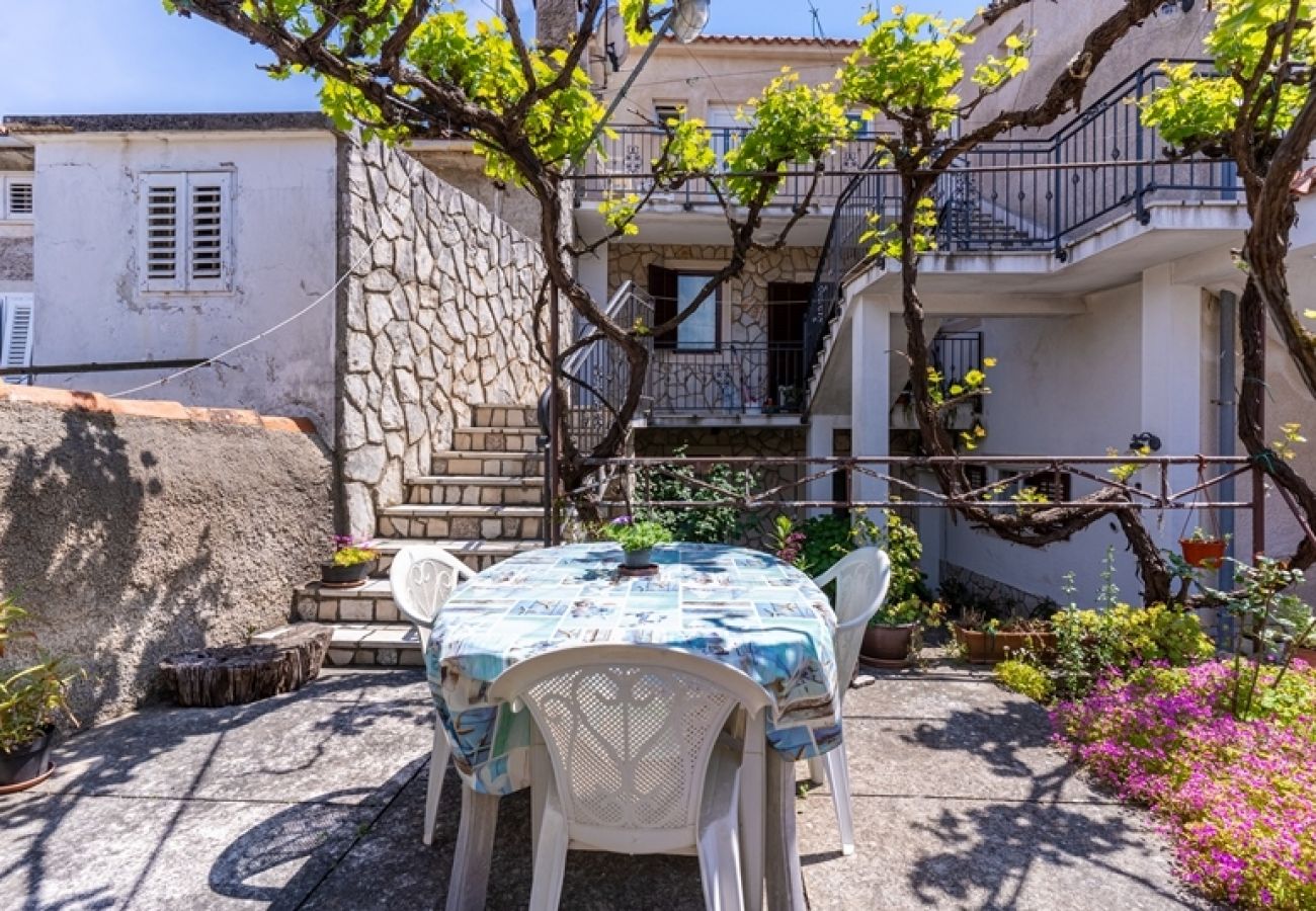 Studio in Cres - Studio apartment in Cres with Terrace, Air condition, WIFI (5206-2)