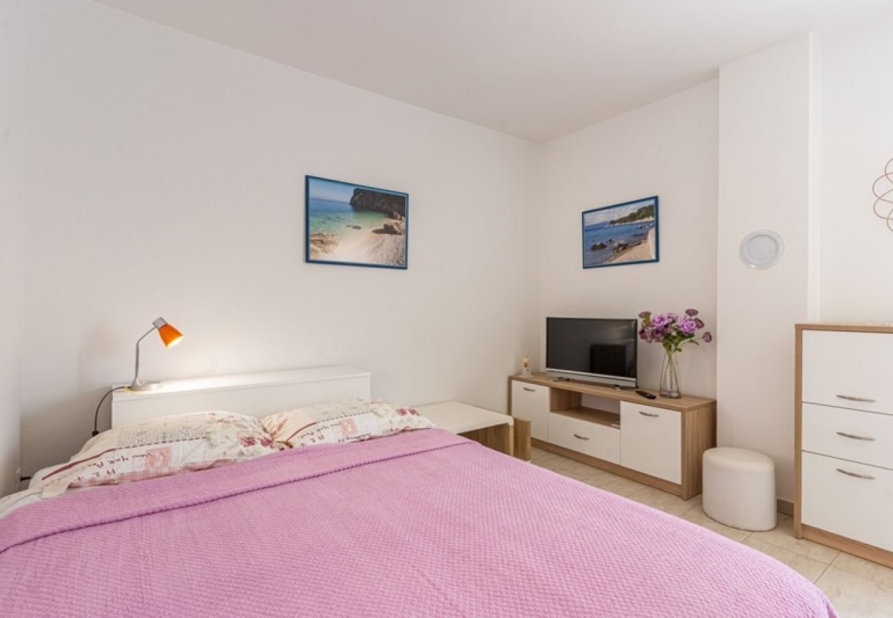 Studio in Cres - Studio apartment in Cres with Terrace, Air condition, WIFI (5206-2)