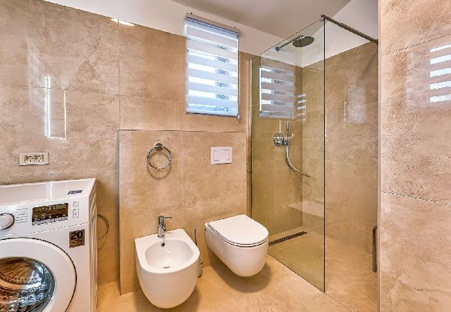 House in Labin - Holiday Home in Kapelica with Seaview, Terrace, Air condition, WIFI (5207-1) House in Labin - Holiday Home in Kapelica with Seaview, Terrace, Air condition, WIFI (5207-1)