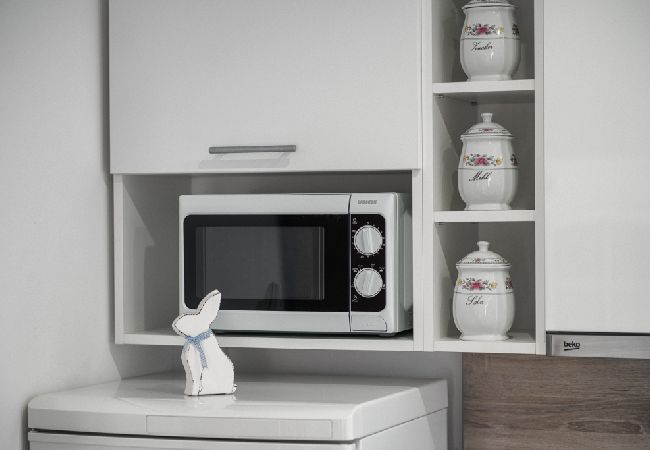 Apartment in Vodice - Apartment in Vodice with Seaview, Balcony, Air condition, WIFI (82-2) Apartment in Vodice - Apartment in Vodice with Seaview, Balcony, Air condition, WIFI (82-2)