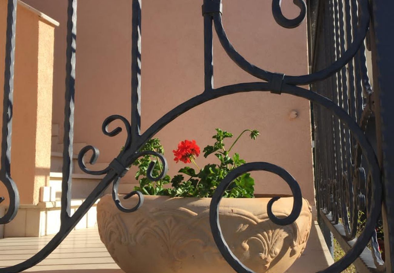 Rent by room in Vodice - Room in Vodice with balcony, air conditioning, Wi-Fi (4323-6)