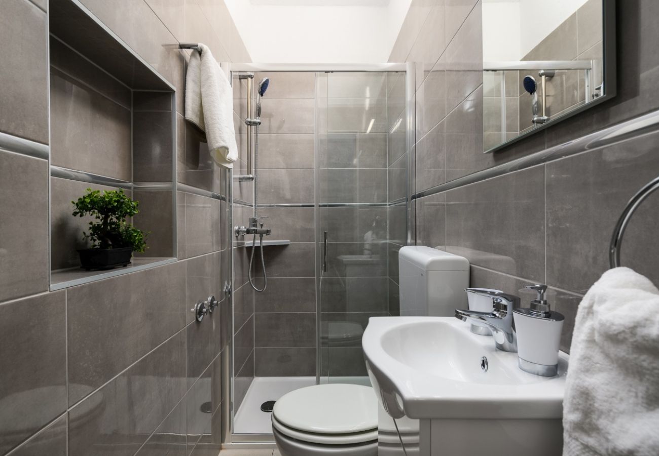 Studio in Drenje - Studio in Drenje with sea view, terrace, air conditioning, Wi-Fi (5235-9)