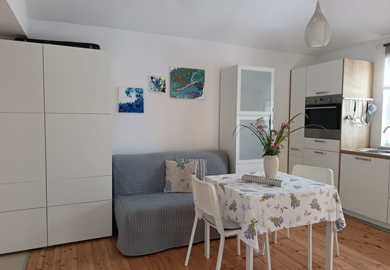 Bungalow in Ražanj - Bungalow in Ražanj with terrace, washing machine, dishwasher, air conditioning (3743-4)