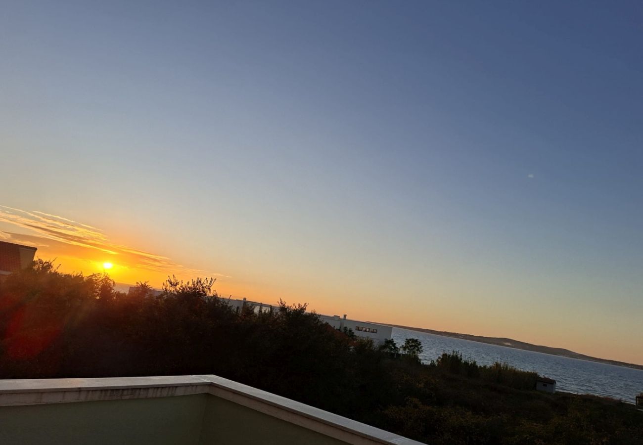 House in Privlaka - Holiday house 5239 for 8+3 persons in Privlaka – 100 m from the sandy beach