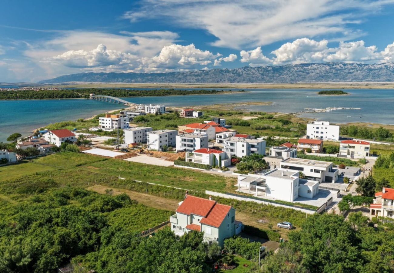 House in Privlaka - Holiday house 5239 for 8+3 persons in Privlaka – 100 m from the sandy beach