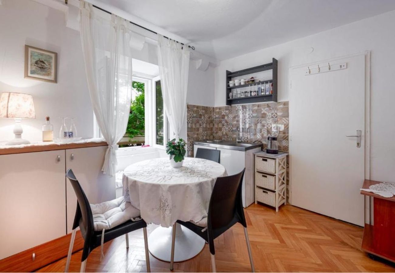 Apartment in Dubrovnik - Apartment 5242-1 for 2 Pers. in Dubrovnik