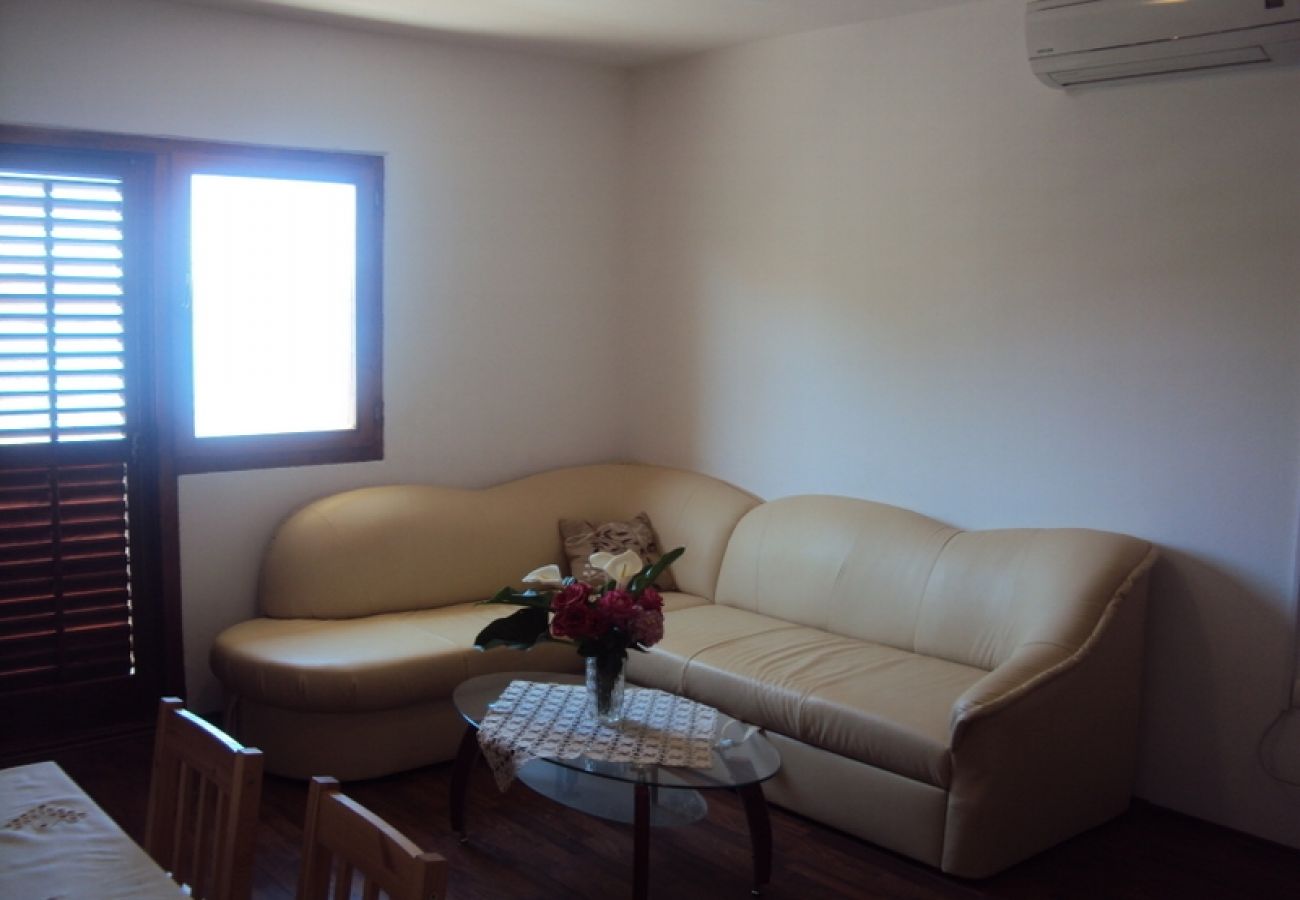 Apartamento en Bibinje - Apartamento en Bibinje con Seaview, Balcón, Acondicionador, WIFI (59-2)