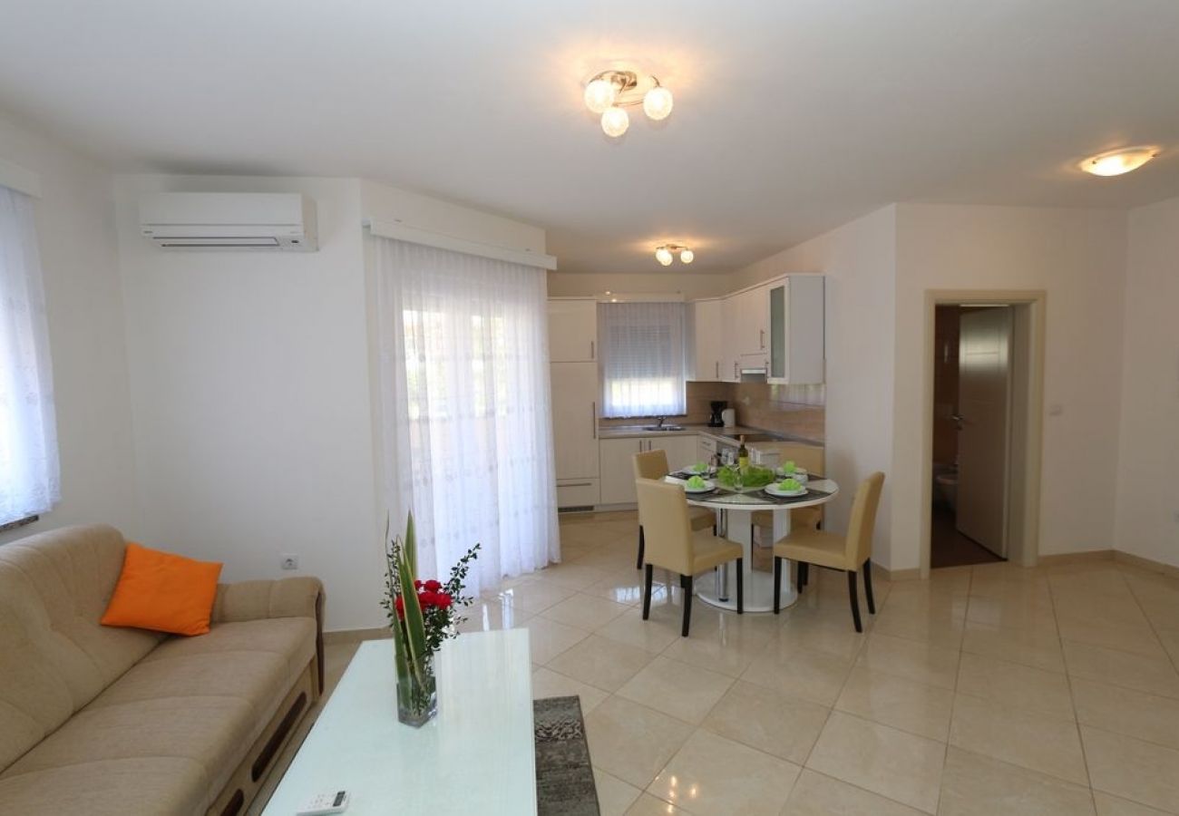 Apartamento en Medulin - Apartamento en Medulin con Terraza, Acondicionador, WIFI, Lavadora (64-1)