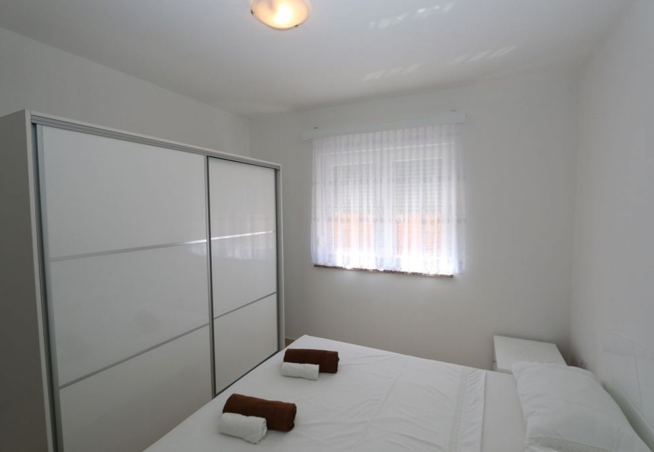 Apartamento en Medulin - Apartamento en Medulin con Terraza, Acondicionador, WIFI, Lavadora (64-1)