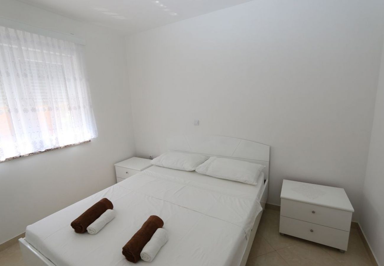 Apartamento en Medulin - Apartamento en Medulin con Terraza, Acondicionador, WIFI, Lavadora (64-1)