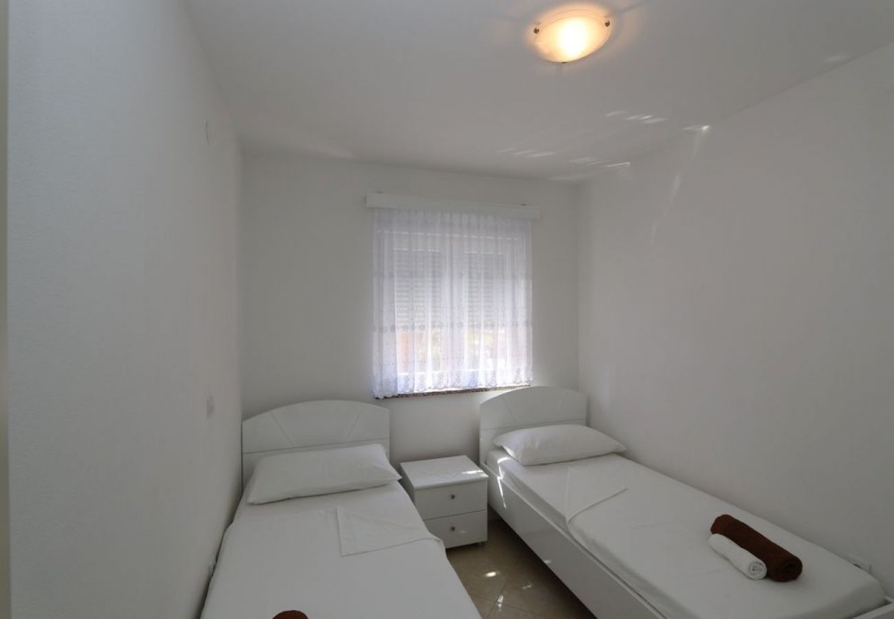 Apartamento en Medulin - Apartamento en Medulin con Terraza, Acondicionador, WIFI, Lavadora (64-1)