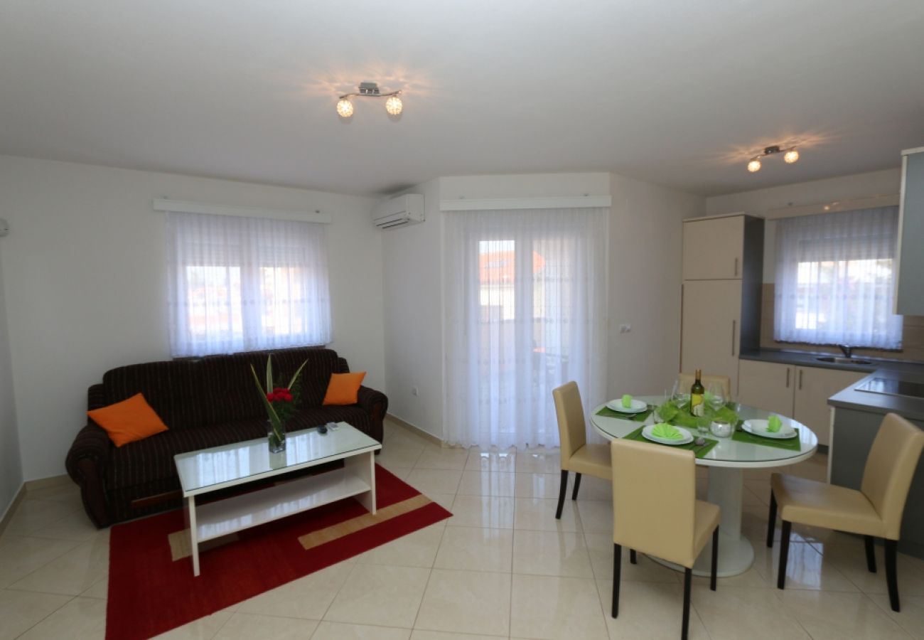 Apartamento en Medulin - Apartamento en Medulin con Terraza, Acondicionador, WIFI, Lavadora (64-3)