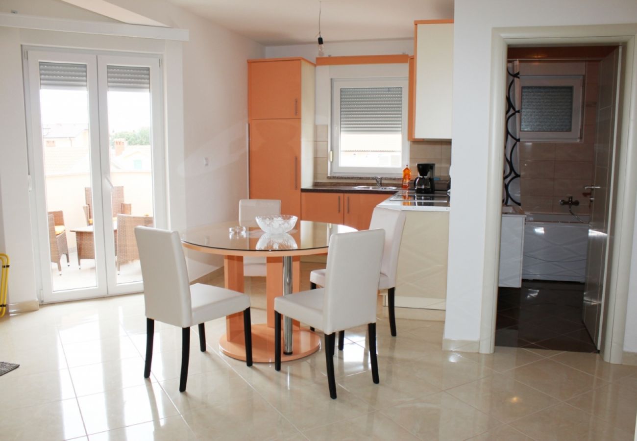 Apartamento en Medulin - Apartamento en Medulin con Terraza, Acondicionador, WIFI, Lavadora (64-4)