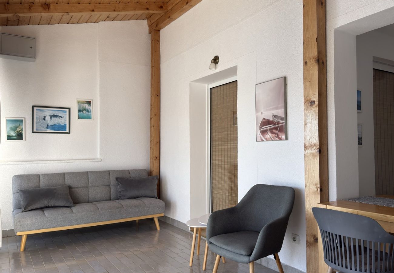 Apartamento en Tribunj - Apartamento en Tribunj con Seaview, Terraza, Acondicionador, WIFI (68-2)