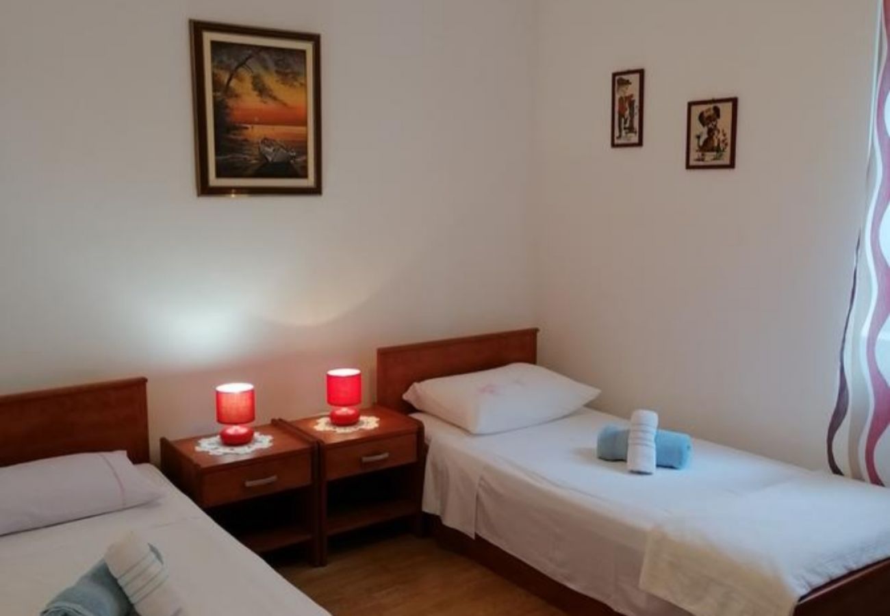 Apartamento en Mali Lošinj - Apartamento en Mali Lošinj con Balcón, Acondicionador, WIFI (72-1)