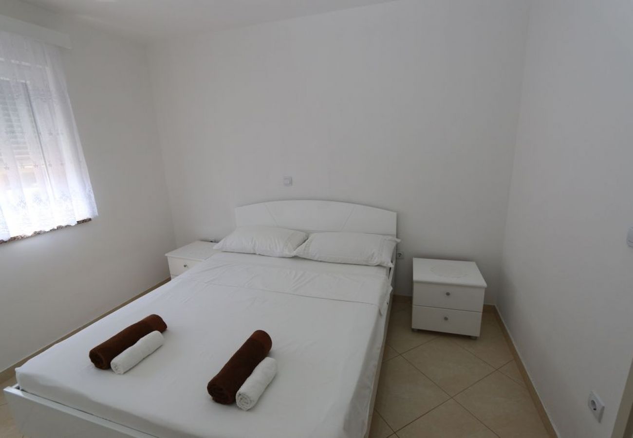 Apartamento en Medulin - Apartamento en Medulin con Terraza, Acondicionador, WIFI, Lavadora (64-5)