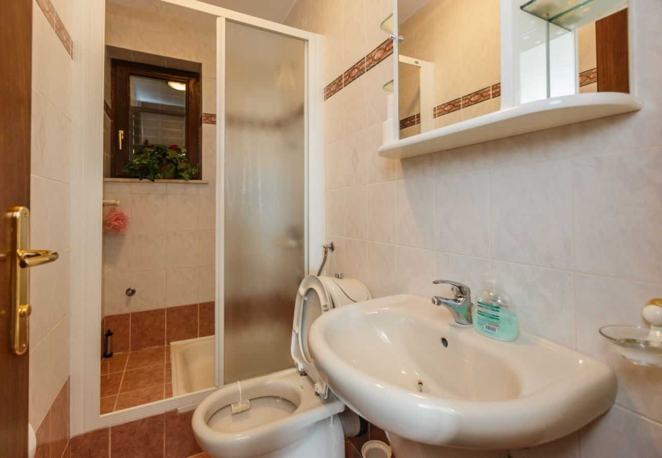 Apartamento en Duce - Apartamento en Duće con Seaview, Balcón, Acondicionador, WIFI (79-6)