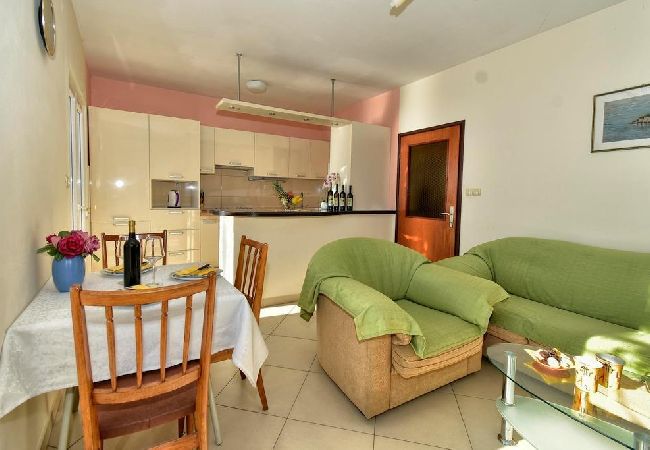 Apartamento en Pisak - Apartamento en Pisak con Seaview, Terraza, Acondicionador, WIFI (77-4) Apartamento en Pisak - Apartamento en Pisak con Seaview, Terraza, Acondicionador, WIFI (77-4)