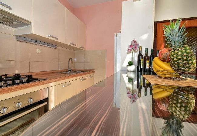 Apartamento en Pisak - Apartamento en Pisak con Seaview, Terraza, Acondicionador, WIFI (77-4) Apartamento en Pisak - Apartamento en Pisak con Seaview, Terraza, Acondicionador, WIFI (77-4)