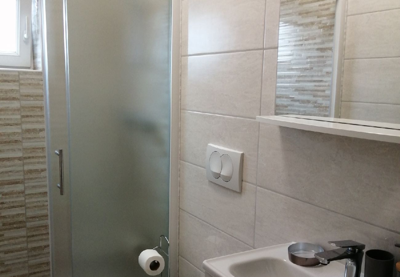 Apartamento en Lopar - Apartamento en Lopar con Balcón, Acondicionador, WIFI (87-1)