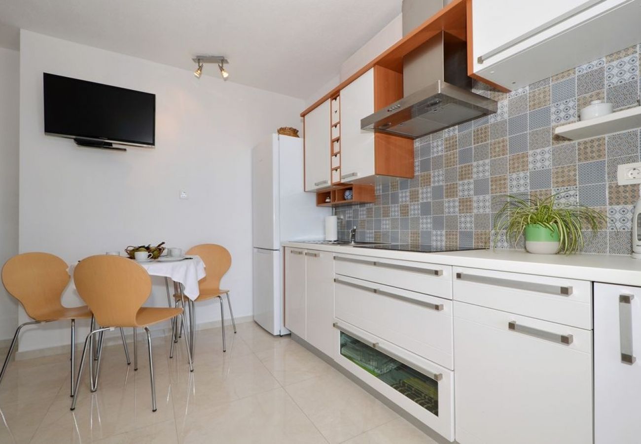 Apartamento en Seget Vranjica - Apartamento en Seget Vranjica con Seaview, Balcón, Acondicionador, WIFI (91-3)