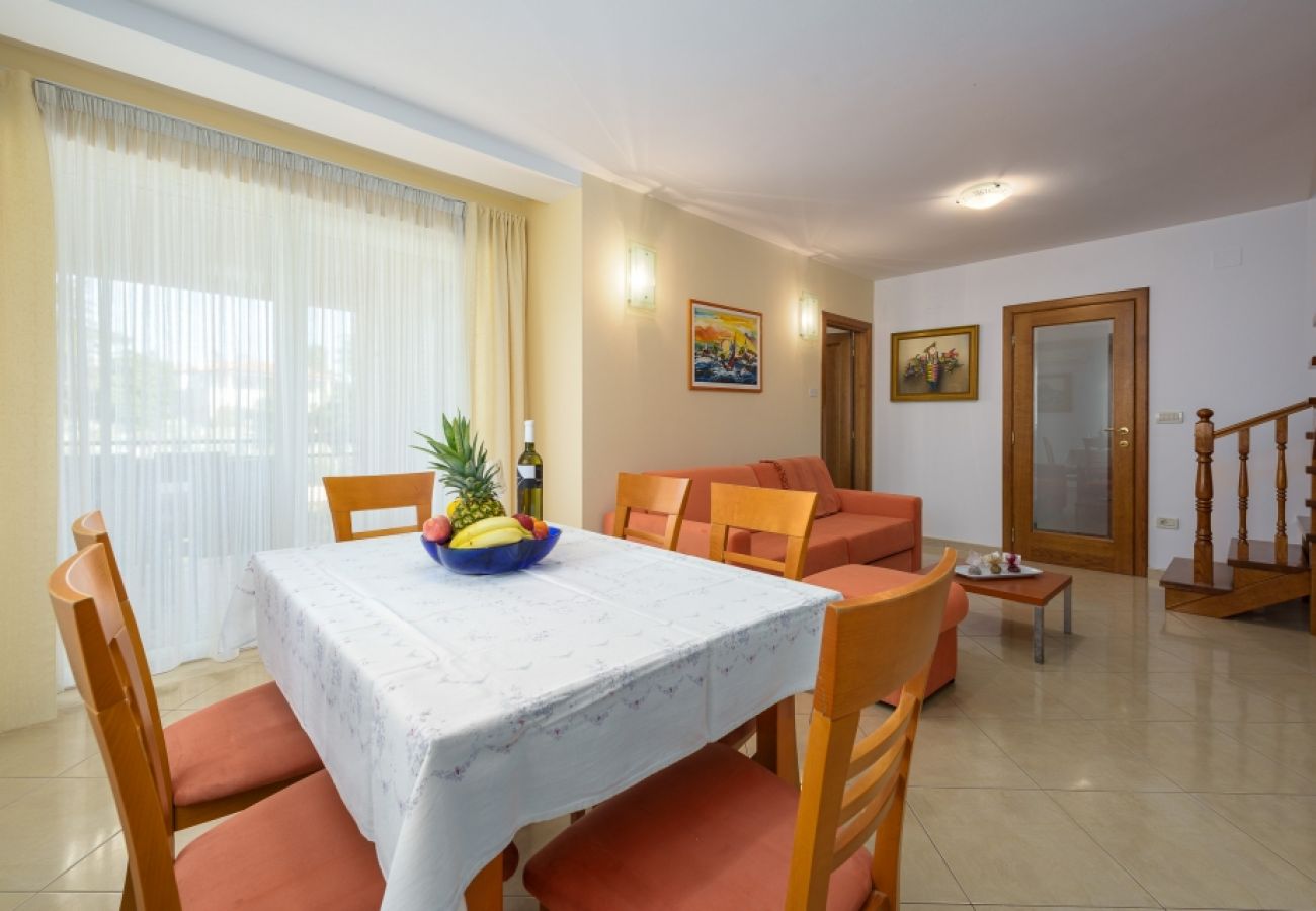 Apartamento en Bašanija - Apartamento en Bašanija con Terraza, Acondicionador, WIFI, Lavavajillas (113-4)