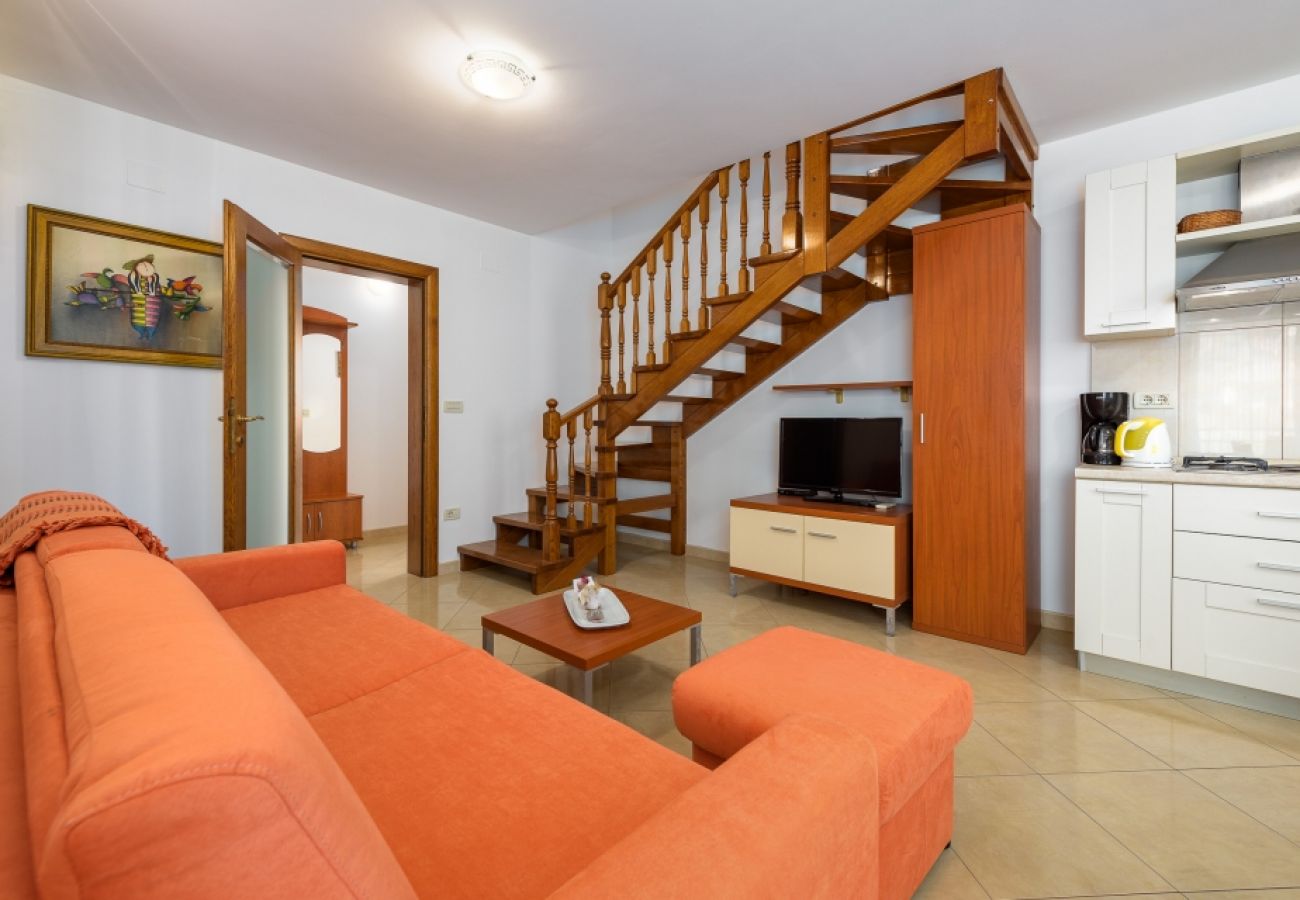 Apartamento en Bašanija - Apartamento en Bašanija con Terraza, Acondicionador, WIFI, Lavavajillas (113-4)