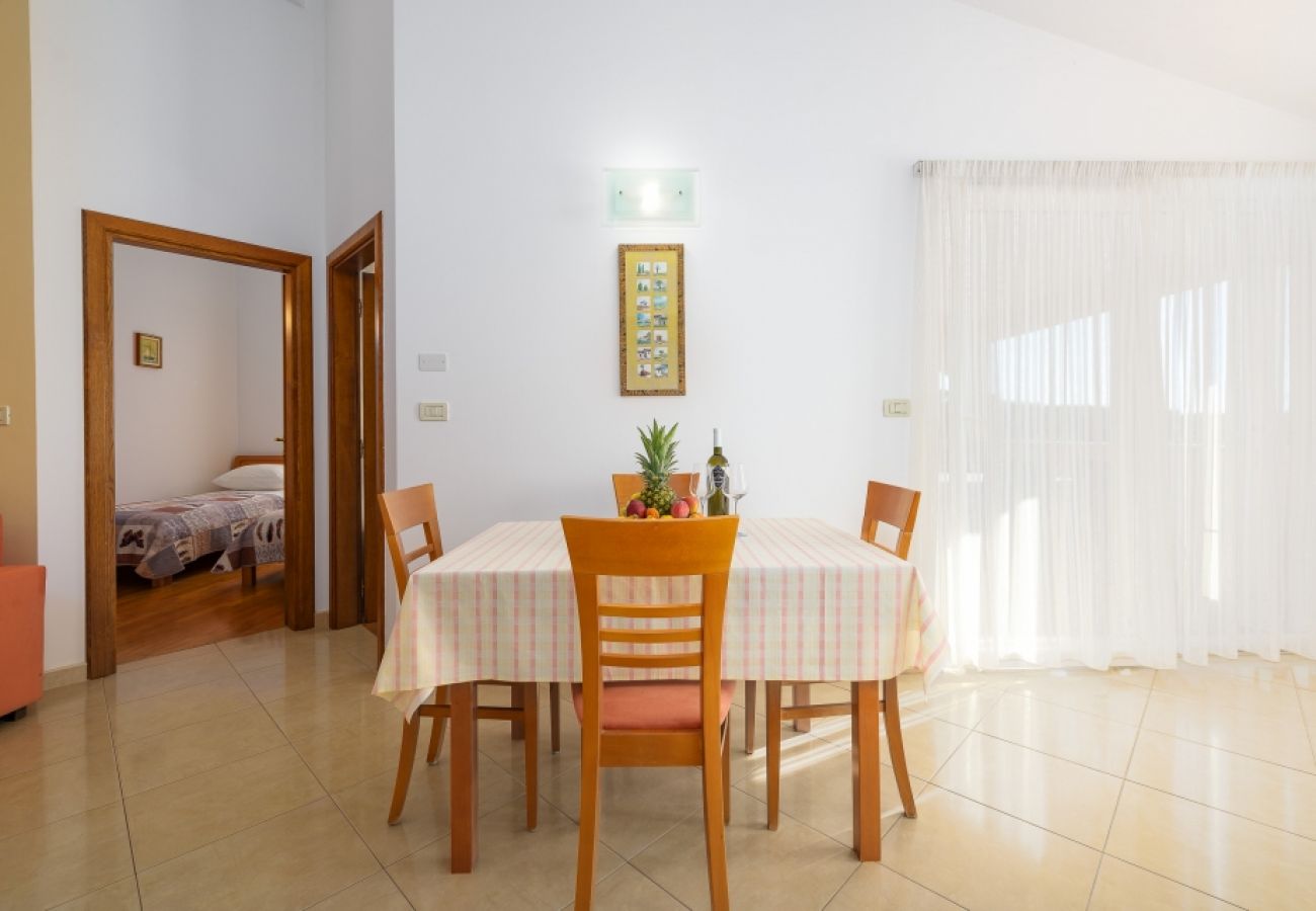 Apartamento en Bašanija - Apartamento en Bašanija con Seaview, Terraza, Acondicionador, WIFI (113-6)