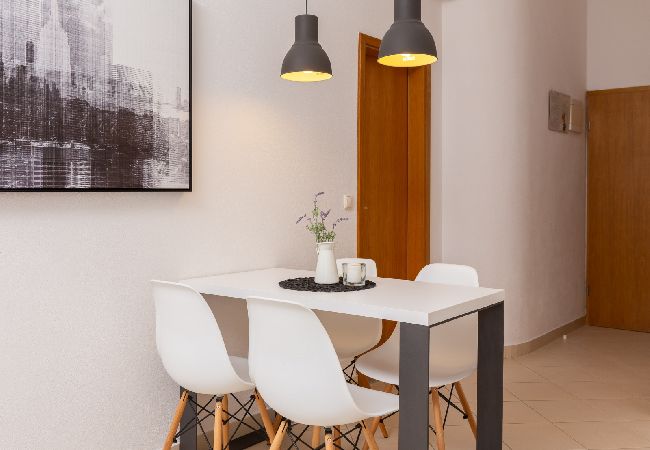 Apartamento en Vodice - Apartamento en Vodice con Seaview, Terraza, Acondicionador, WIFI (94-8) Apartamento en Vodice - Apartamento en Vodice con Seaview, Terraza, Acondicionador, WIFI (94-8)