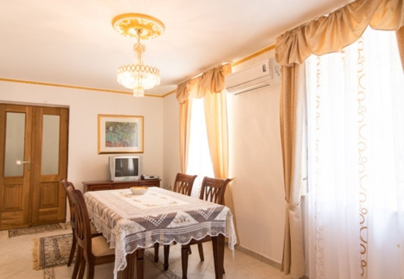 Apartamento en Savudrija - Apartamento en Savudrija con Terraza, Acondicionador, WIFI, Lavadora (123-1)