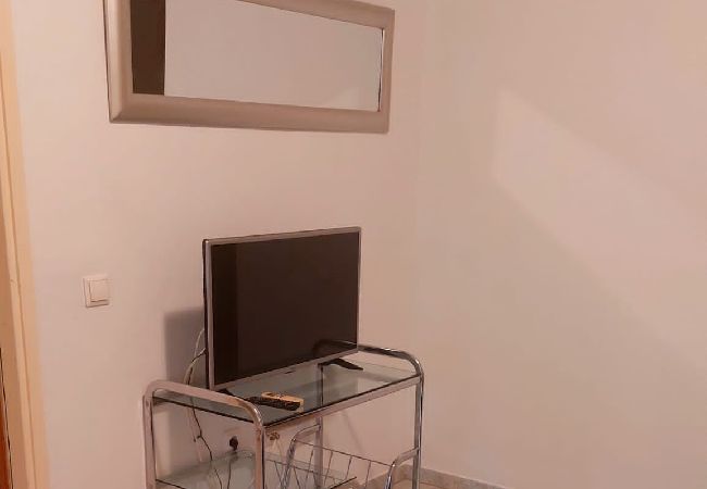 Apartamento en Duce - Apartamento en Duće con Loggia, Acondicionador, WIFI, Lavavajillas (122-5) Apartamento en Duce - Apartamento en Duće con Loggia, Acondicionador, WIFI, Lavavajillas (122-5)