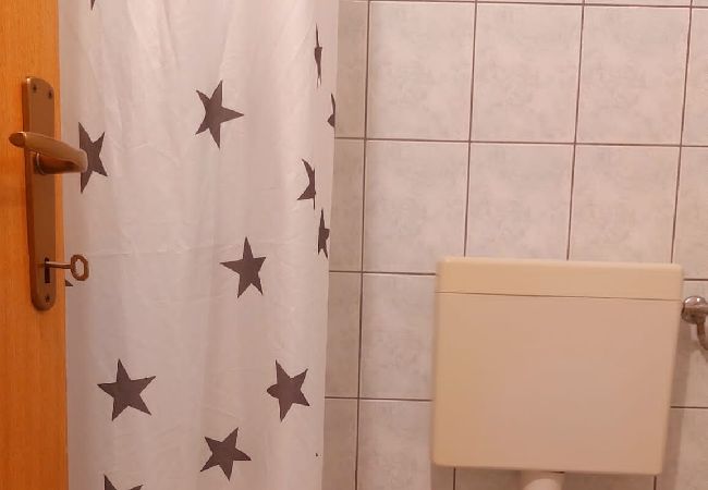 Apartamento en Duce - Apartamento en Duće con Loggia, Acondicionador, WIFI, Lavavajillas (122-5) Apartamento en Duce - Apartamento en Duće con Loggia, Acondicionador, WIFI, Lavavajillas (122-5)