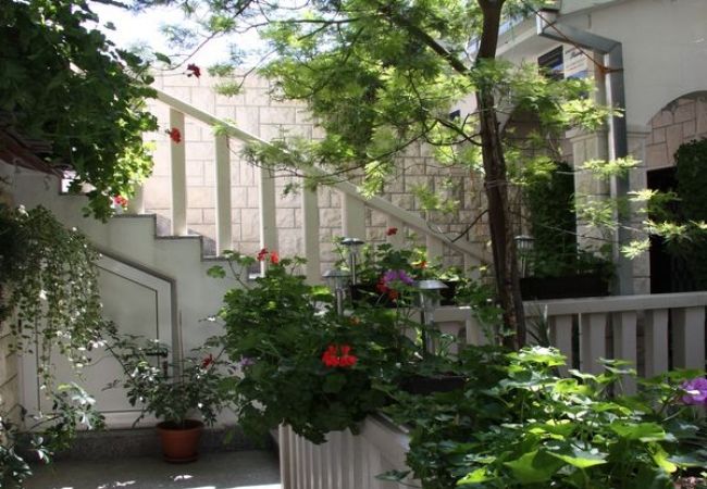 Apartamento en Duce - Apartamento en Duće con Loggia, Acondicionador, WIFI, Lavavajillas (122-5) Apartamento en Duce - Apartamento en Duće con Loggia, Acondicionador, WIFI, Lavavajillas (122-5)