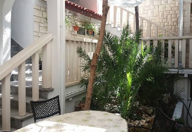 Apartamento en Duce - Apartamento en Duće con Loggia, Acondicionador, WIFI, Lavavajillas (122-5) Apartamento en Duce - Apartamento en Duće con Loggia, Acondicionador, WIFI, Lavavajillas (122-5)