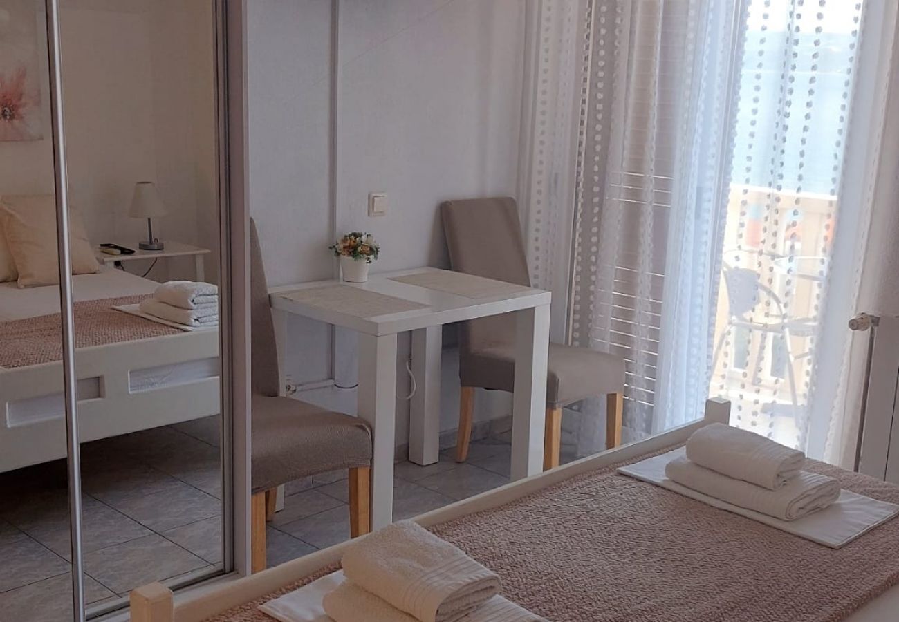 Estudio en Duce - Apartamento Estudio en Duće con Seaview, Balcón, Acondicionador, WIFI (122-8)