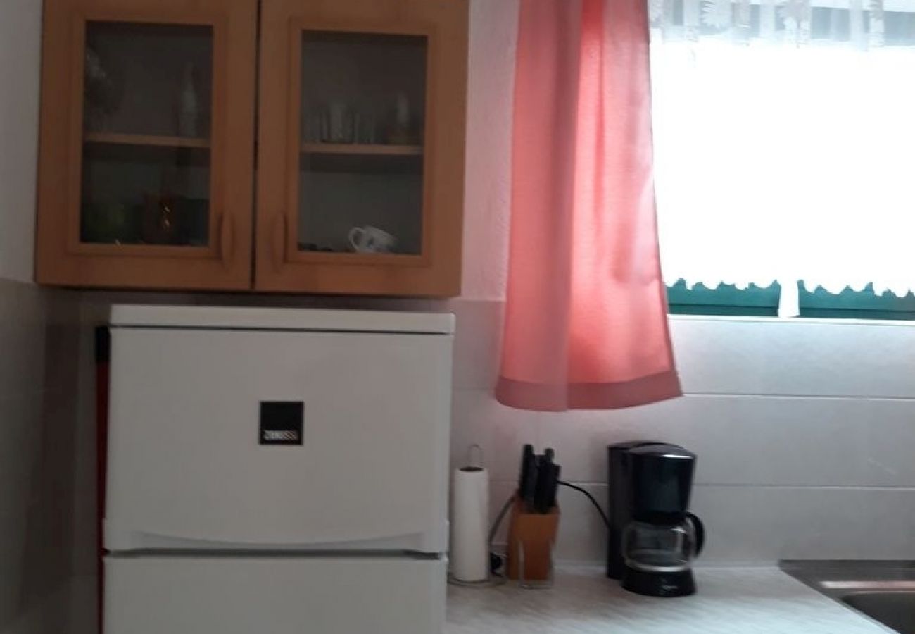 Apartamento en Murter - Apartamento en Murter con Terraza, Acondicionador, WIFI, Lavadora (125-3)