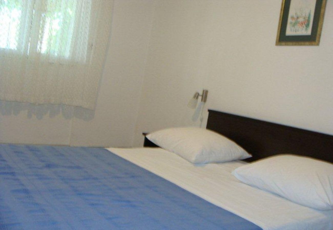 Apartamento en Sukošan - Apartamento en Sukošan con Terraza, Acondicionador, WIFI (131-3)