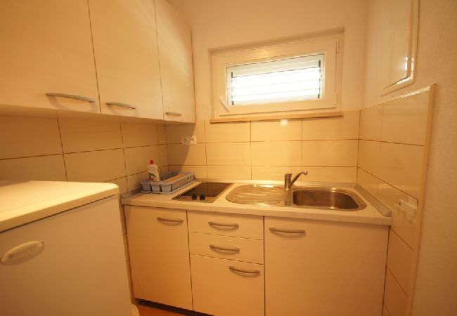 Apartamento en Brela - Apartamento en Brela con Seaview, Terraza, Acondicionador, WIFI (75-2) Apartamento en Brela - Apartamento en Brela con Seaview, Terraza, Acondicionador, WIFI (75-2)