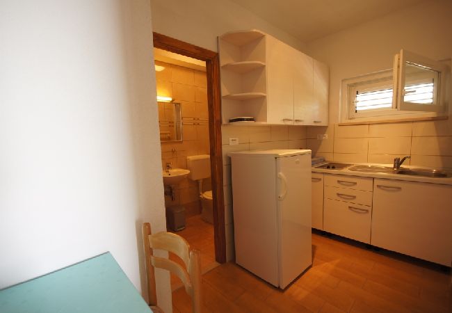 Apartamento en Brela - Apartamento en Brela con Seaview, Terraza, Acondicionador, WIFI (75-2) Apartamento en Brela - Apartamento en Brela con Seaview, Terraza, Acondicionador, WIFI (75-2)