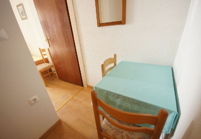 Apartamento en Brela - Apartamento en Brela con Seaview, Terraza, Acondicionador, WIFI (75-2) Apartamento en Brela - Apartamento en Brela con Seaview, Terraza, Acondicionador, WIFI (75-2)