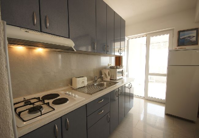 Apartamento en Brela - Apartamento en Brela con Seaview, Terraza, Acondicionador, WIFI (75-8) Apartamento en Brela - Apartamento en Brela con Seaview, Terraza, Acondicionador, WIFI (75-8)