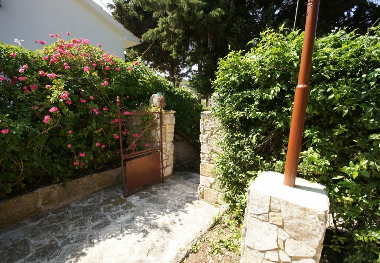 Casa en Vis - Casa de vacaciones en Vis con Terraza, Acondicionador, Lavavajillas (139-1)