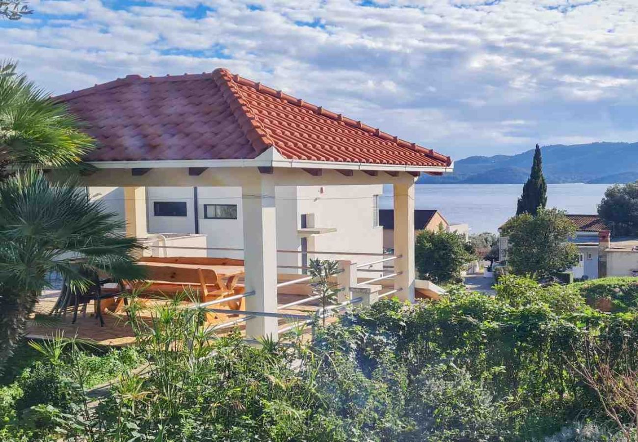 Casa en Viganj - Casa de vacaciones en Viganj con Seaview, Terraza, Acondicionador, WIFI (160-1)