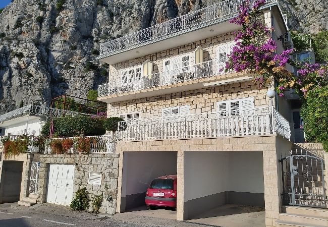 Omiš - Apartamento