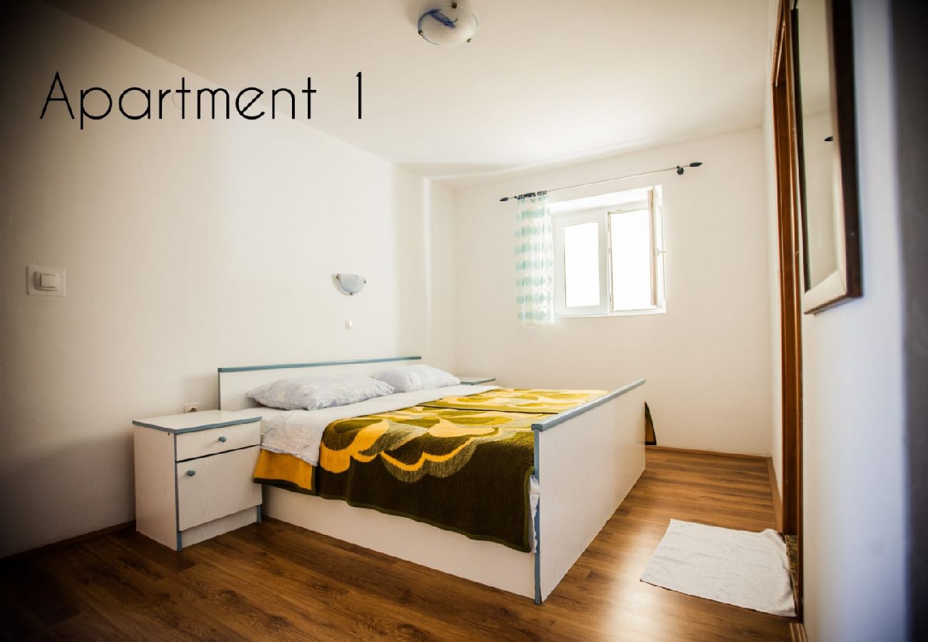 Apartamento en Lopar - Apartamento en Lopar con Seaview, Terraza, WIFI, Lavadora (186-1)